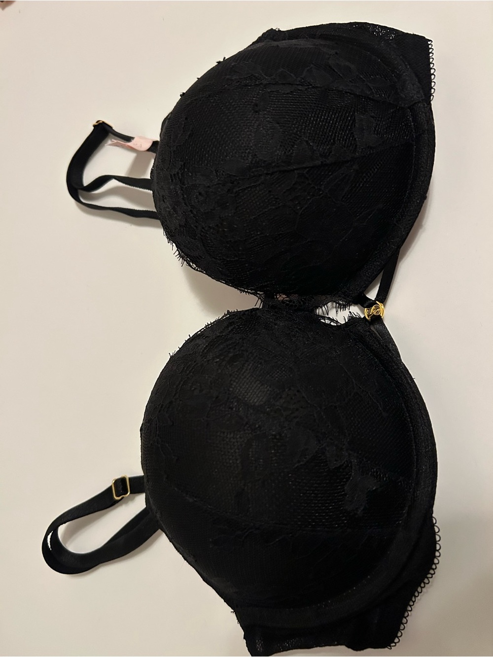 Victoria's Secret Black Lace Push-Up Bra 36 B Very Sexy plunge lingerie